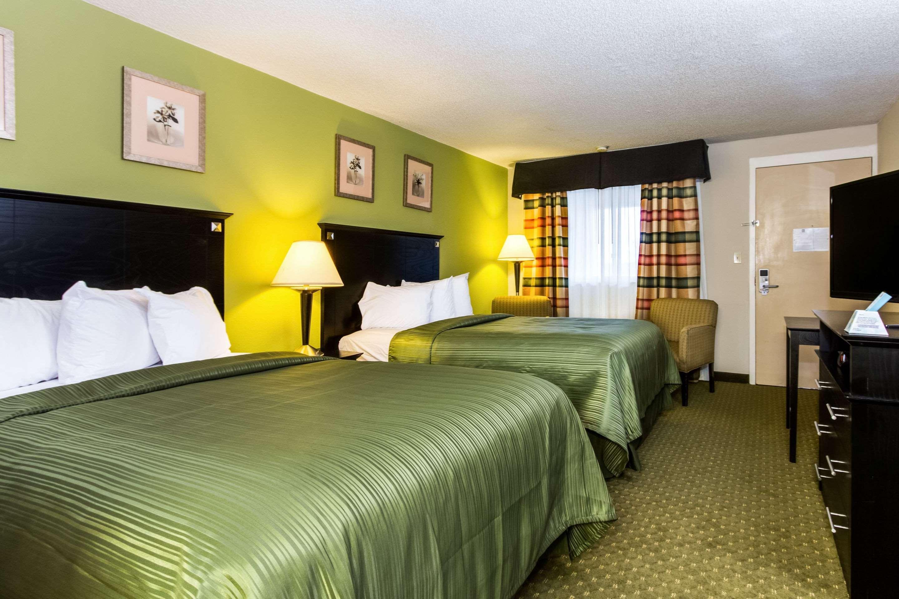 Quality Inn & Suites Moline - Quad Cities Eksteriør billede