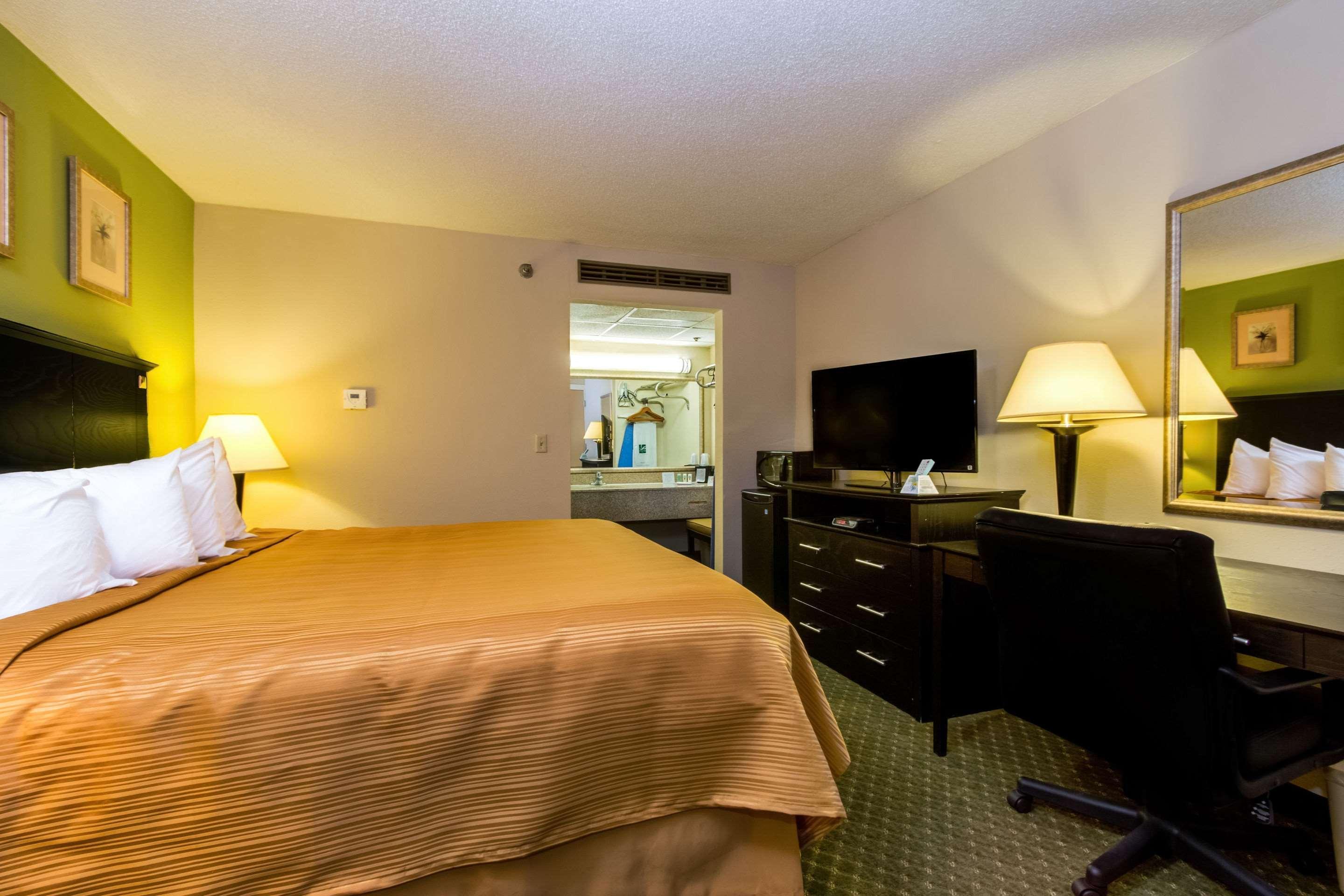 Quality Inn & Suites Moline - Quad Cities Eksteriør billede