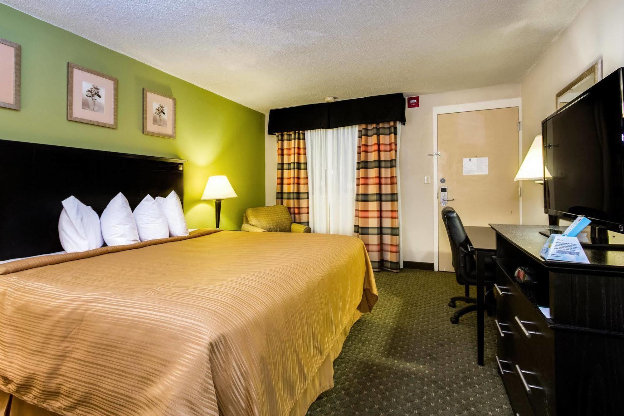 Quality Inn & Suites Moline - Quad Cities Eksteriør billede